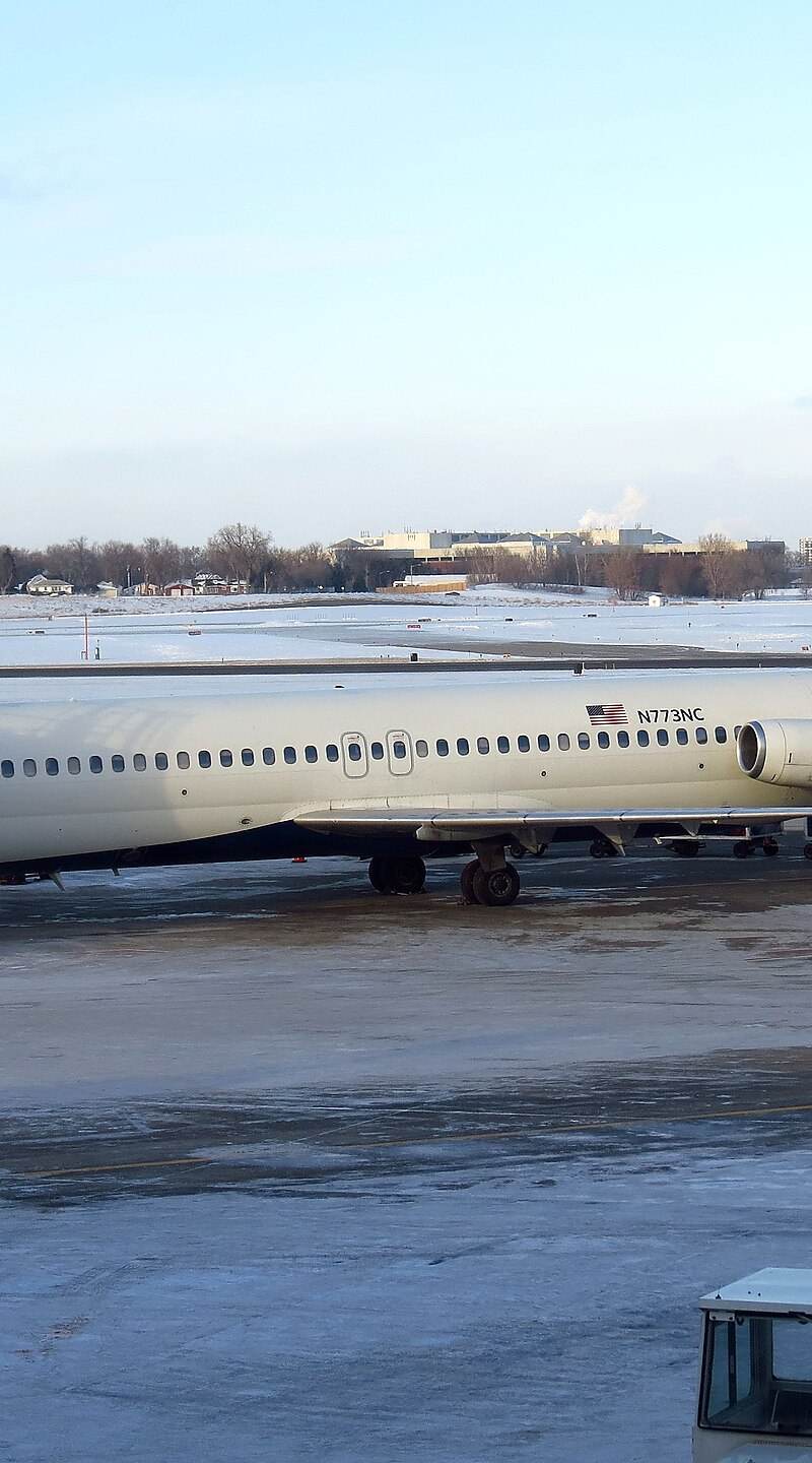 N773NC - Douglas