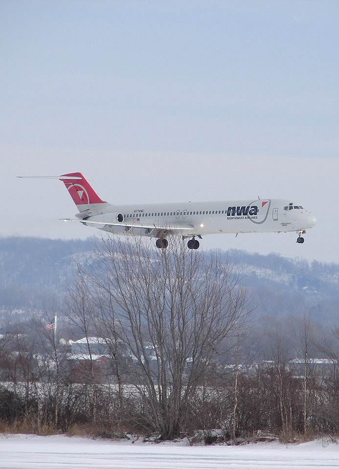 N774NC - Douglas