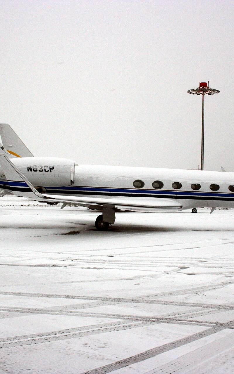N83CP - Business jet