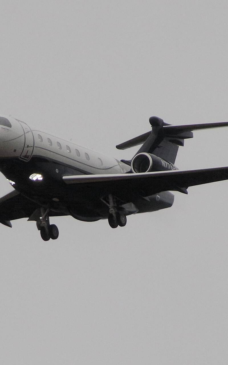 N776EE - Embraer