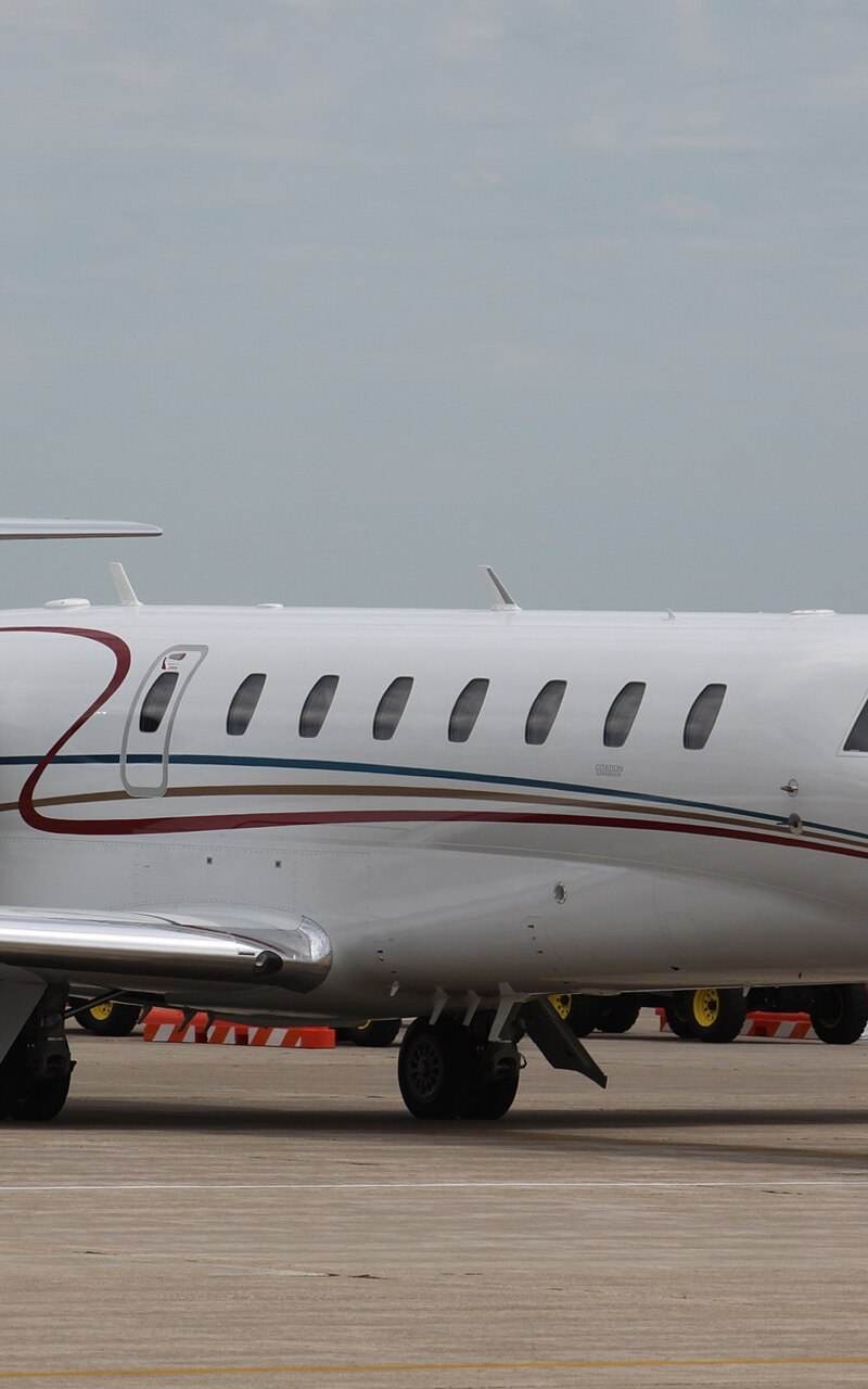 N83SD - Business jet