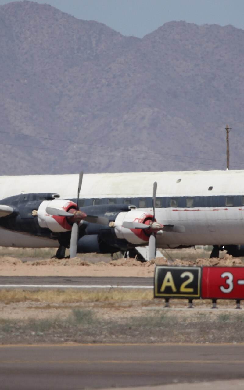 N777EA - Douglas