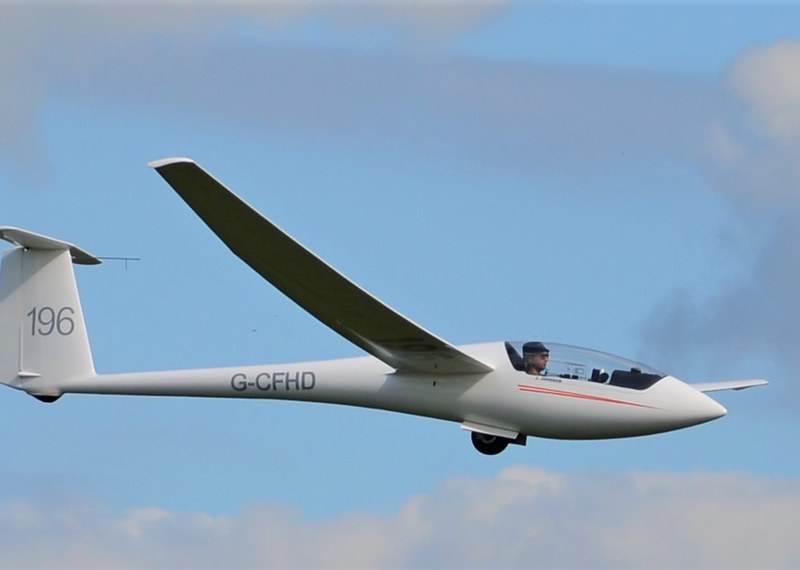 G-CFHD - Glider