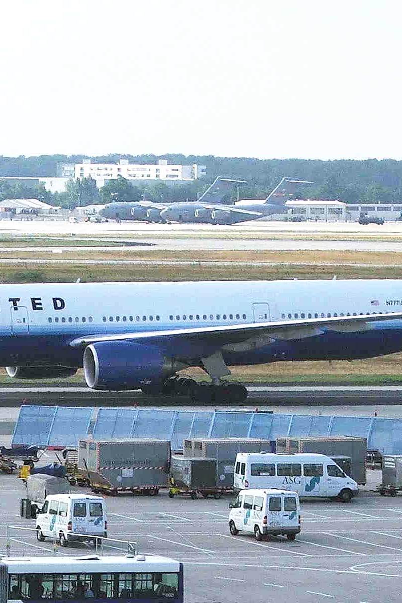 N777UA - Boeing