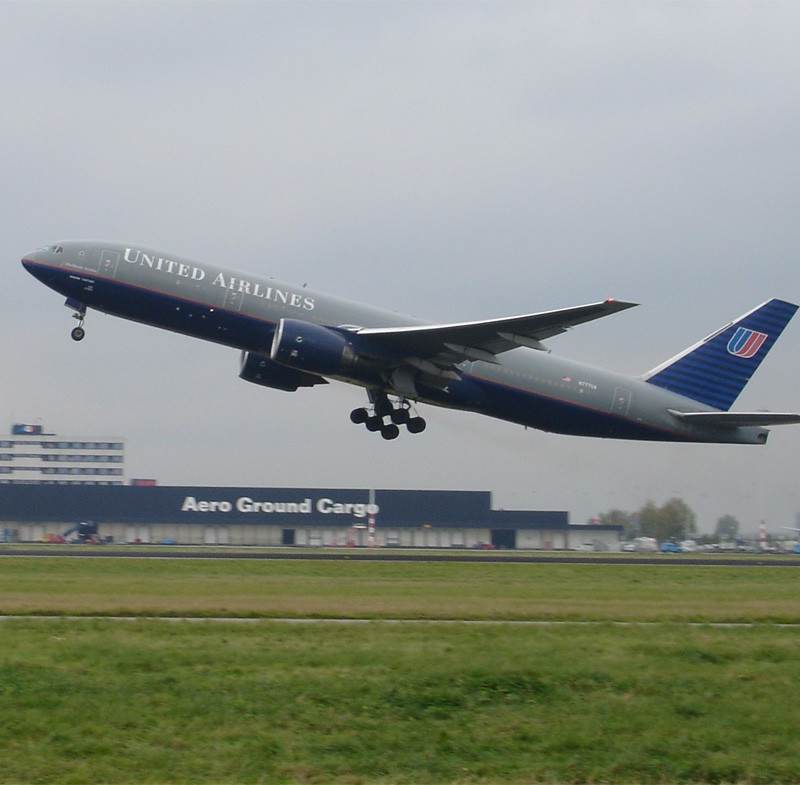 N777UA - Boeing