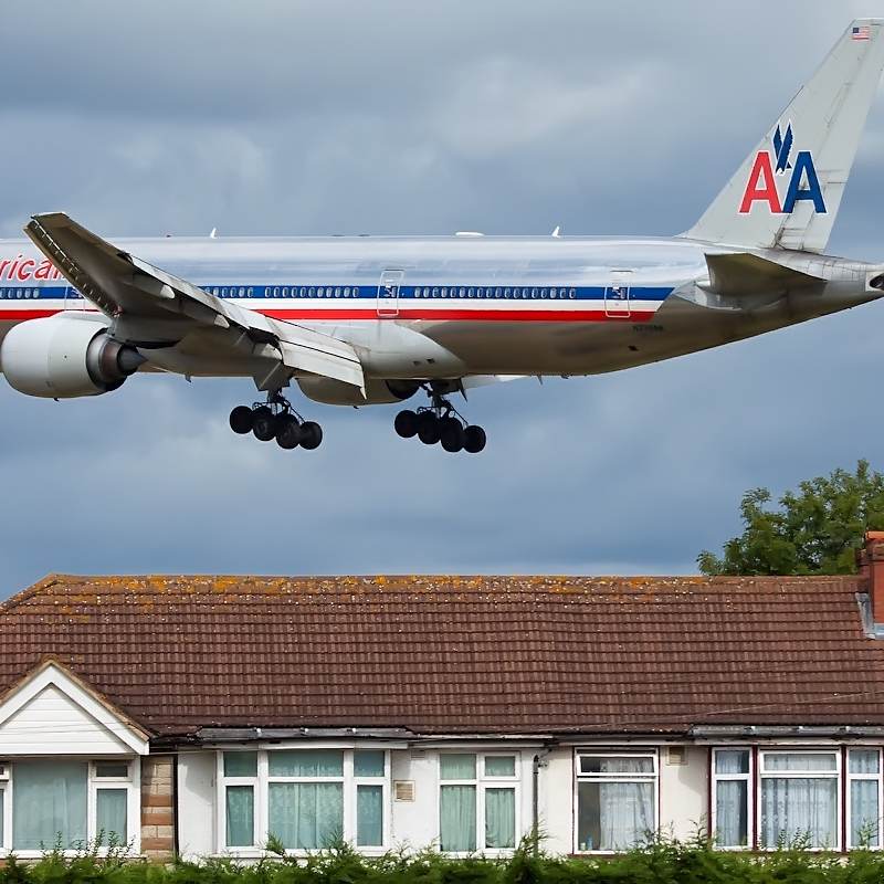 N779AN - Twin-engine aircraft