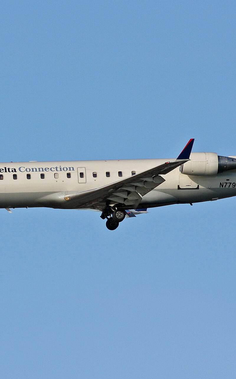 N779CA - Aircraft