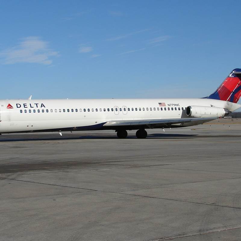 N779NC - Douglas