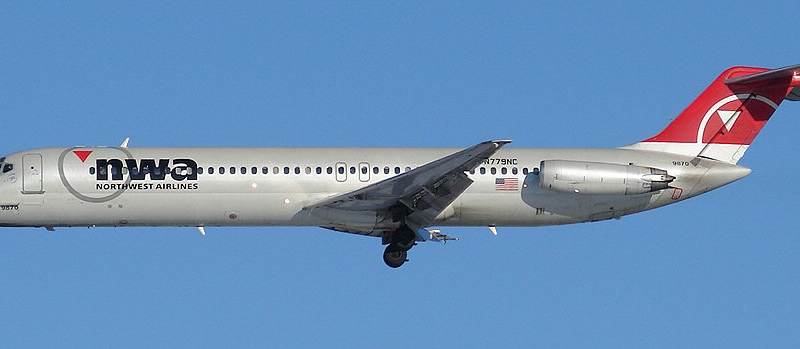 N779NC - Douglas