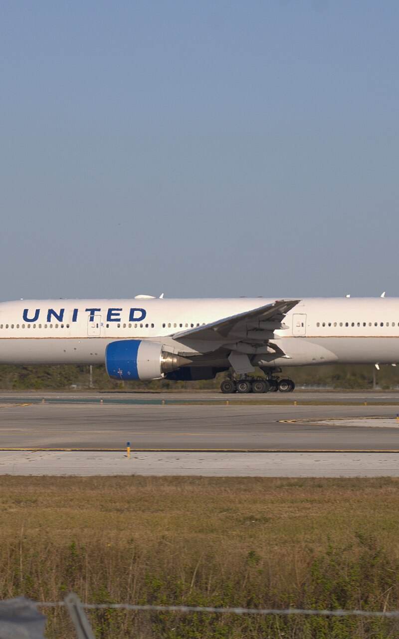 N779UA - Boeing
