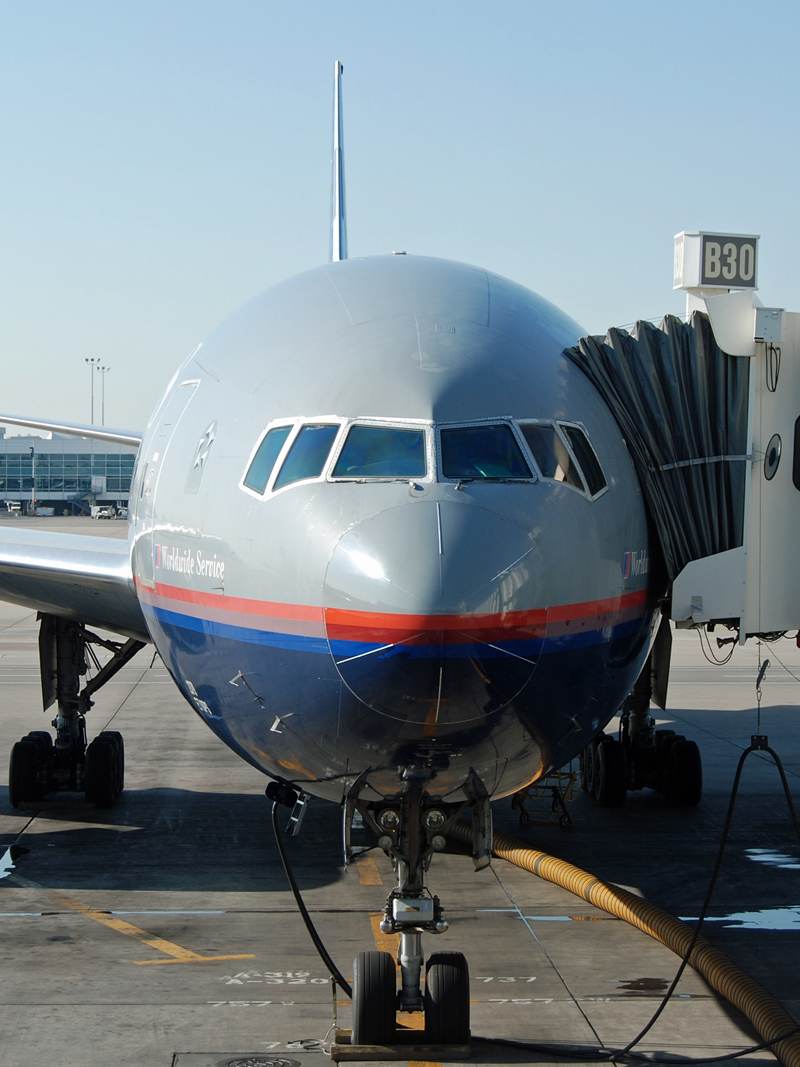 N779UA - Boeing