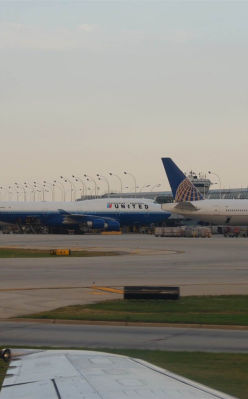 N779UA - Boeing
