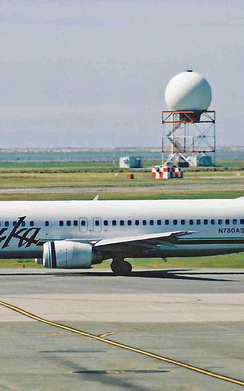 N780AS - Twin-engine aircraft