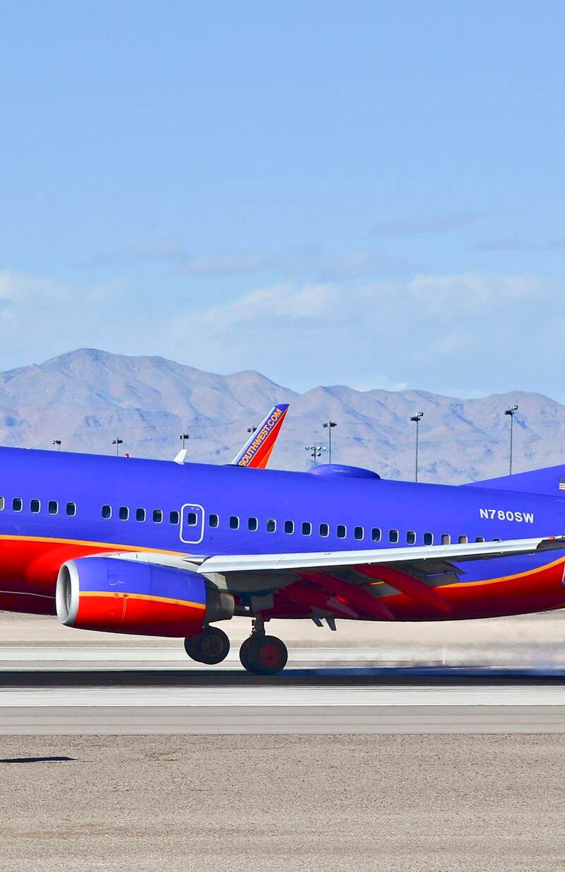 N780SW - Twin-engine aircraft