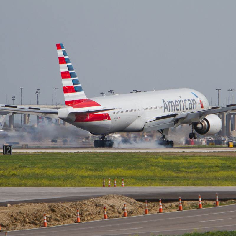 N781AN - Twin-engine aircraft