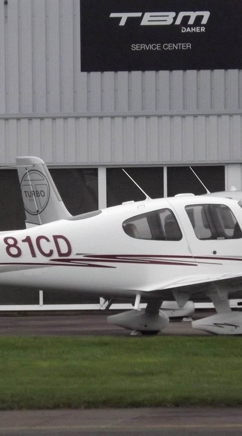 N781CD - Cirrus
