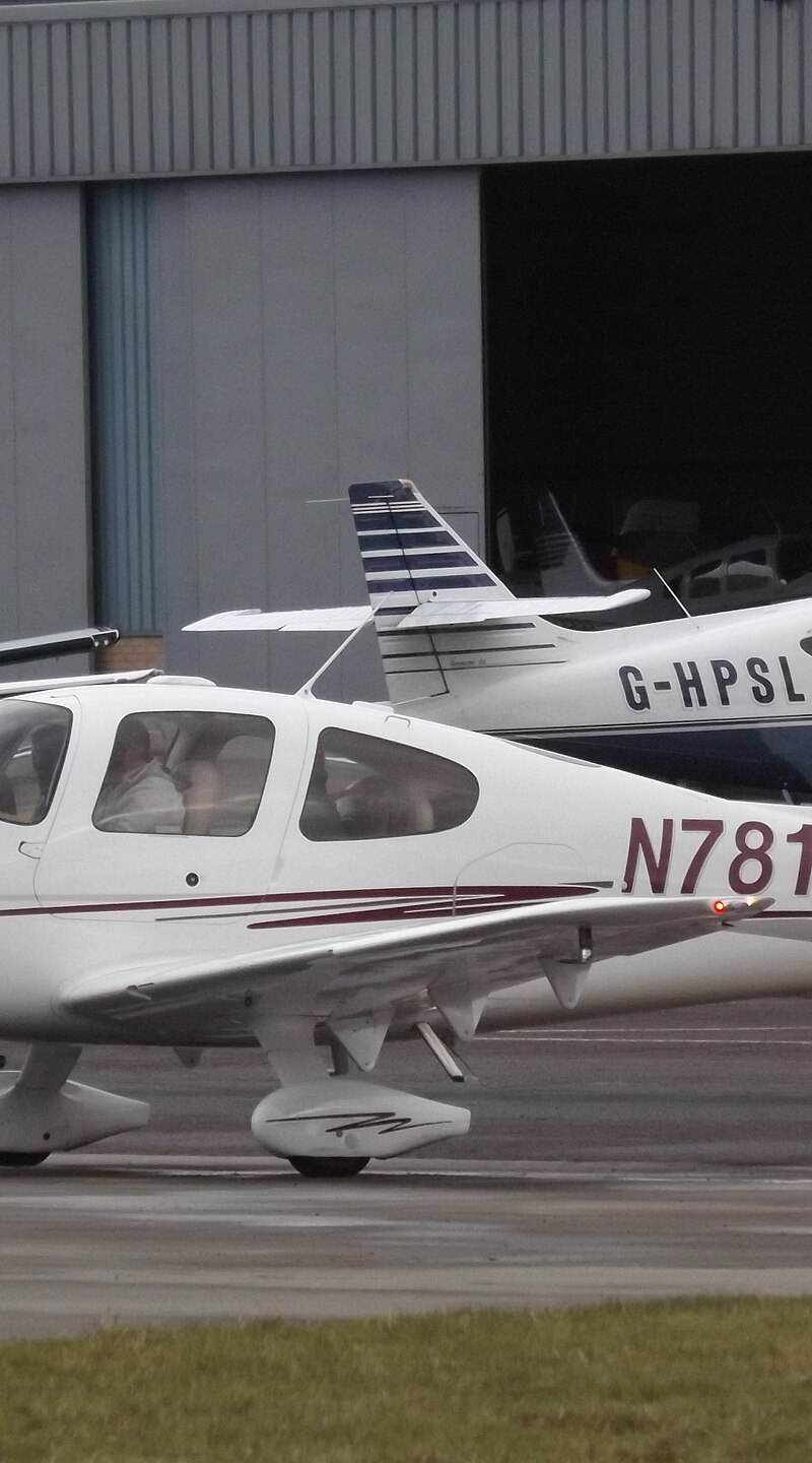 N781CD - Cirrus