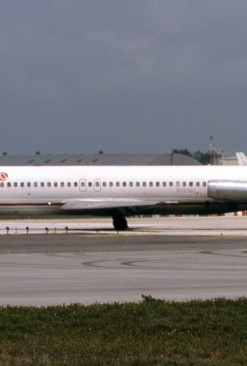 N781NC - Douglas