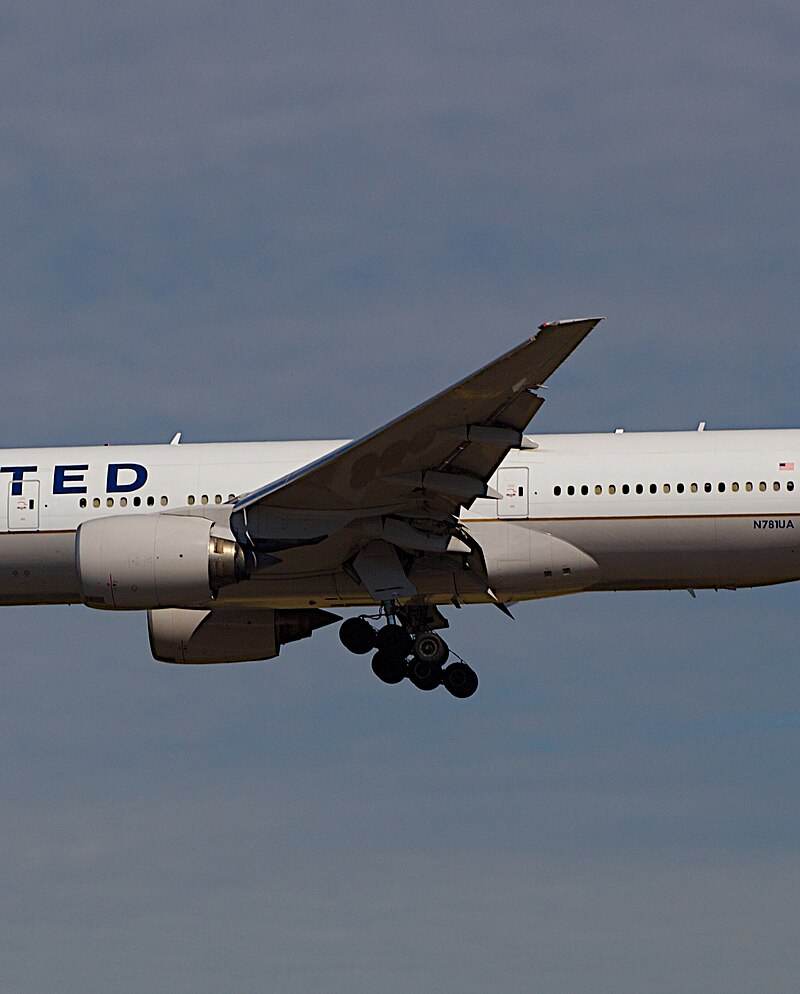 N781UA - Boeing
