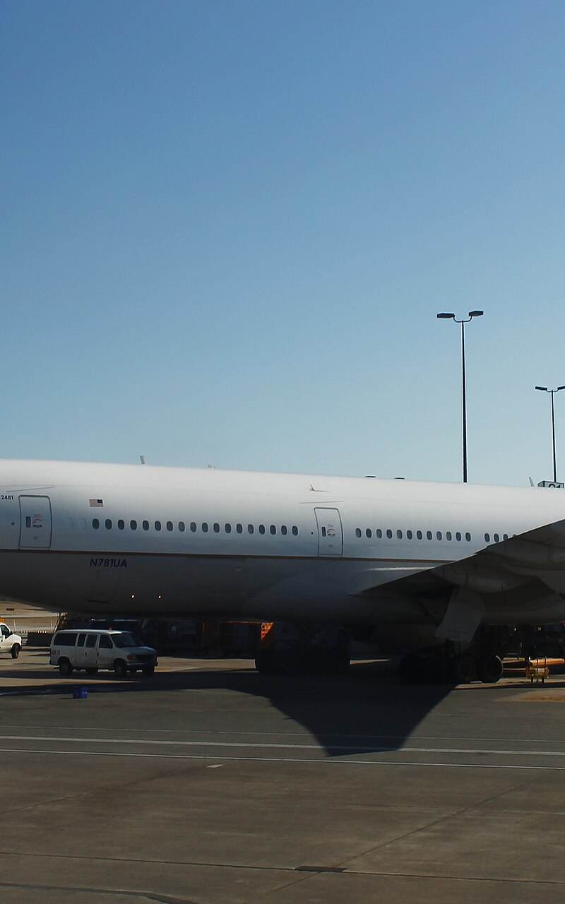 N781UA - Boeing
