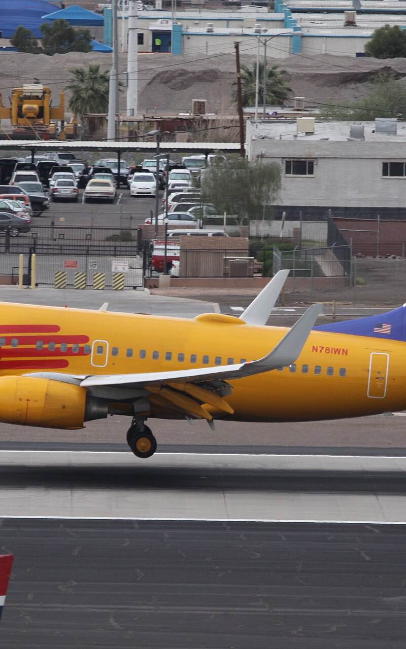 N781WN - Boeing