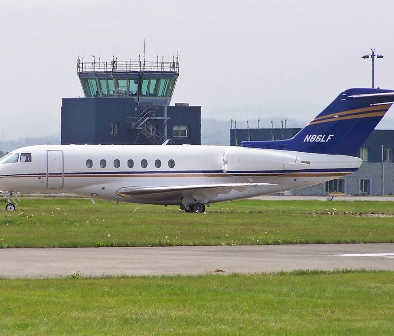 N86LF - Business jet