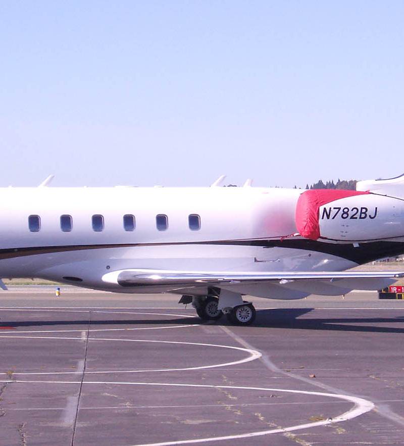 N782BJ - Business jet