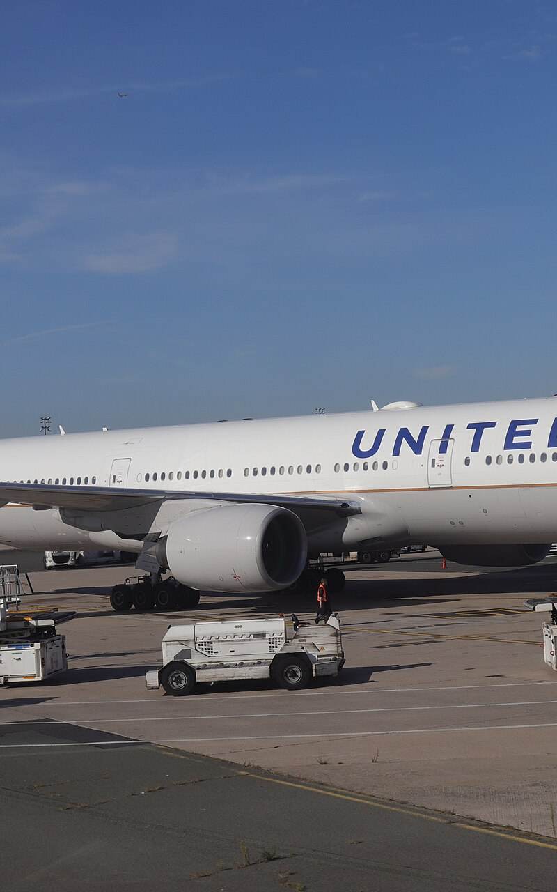 N782UA - Boeing
