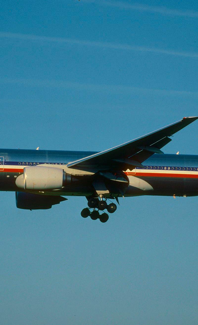 N783AN - Twin-engine aircraft