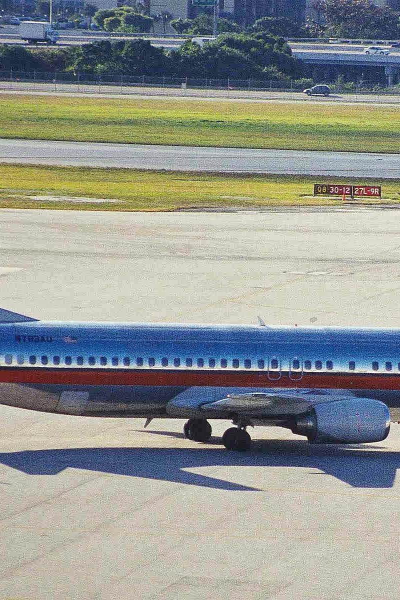 N783AU - Boeing