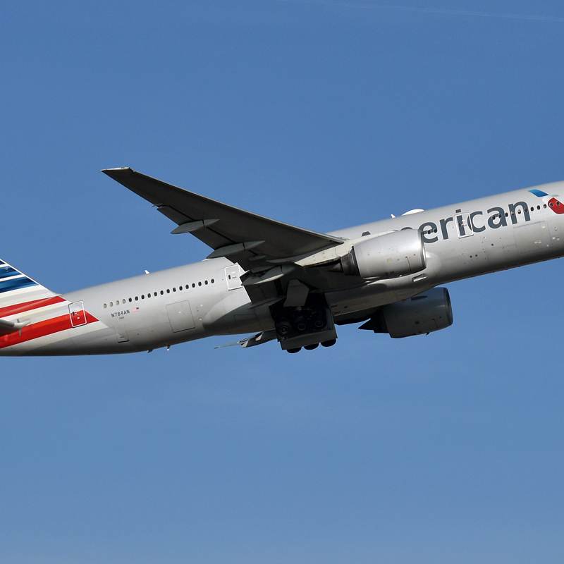 N784AN - Twin-engine aircraft