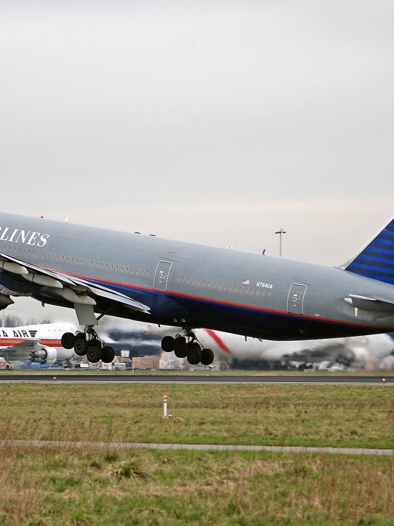 N784UA - Boeing