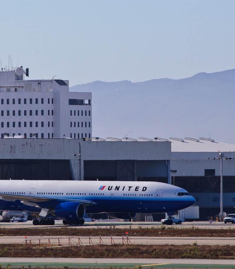N784UA - Boeing