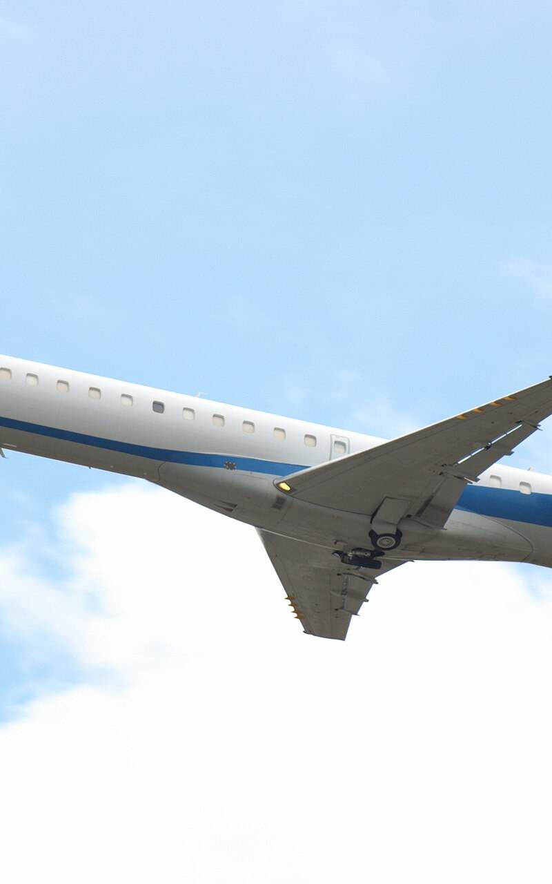 N87VA - Embraer
