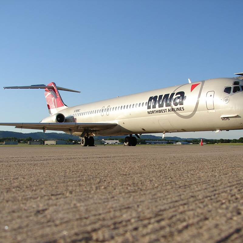 N785NC - Douglas