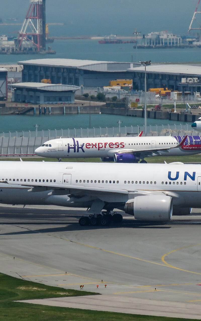 N785UA - Boeing