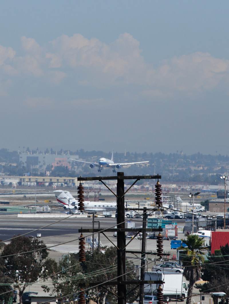 N785UA - Business jet