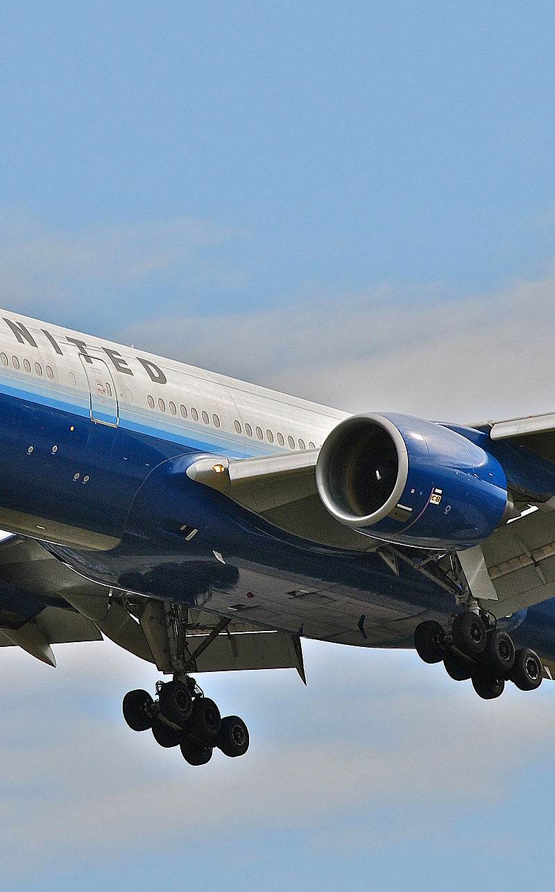N785UA - Boeing