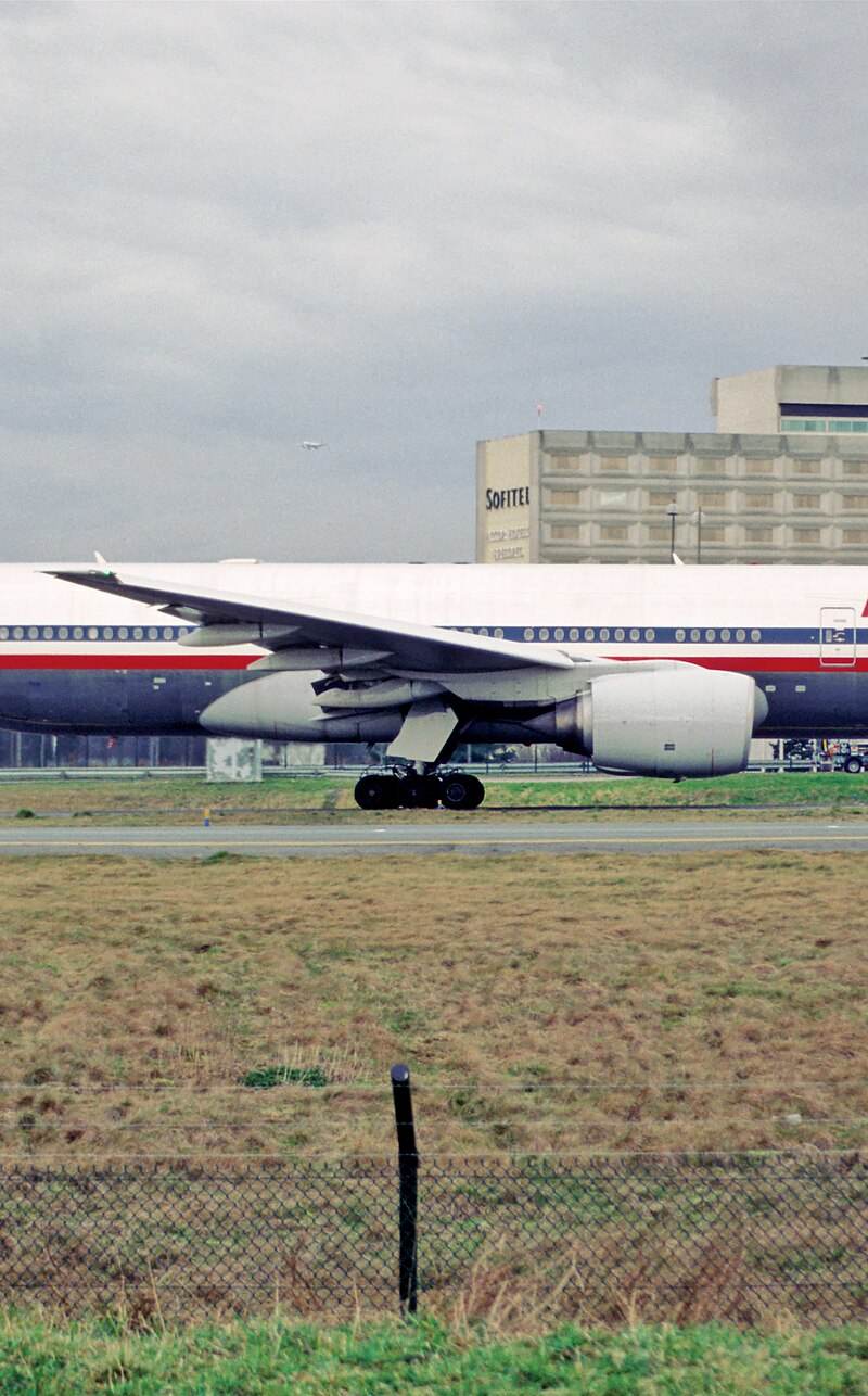 N786AN - Twin-engine aircraft