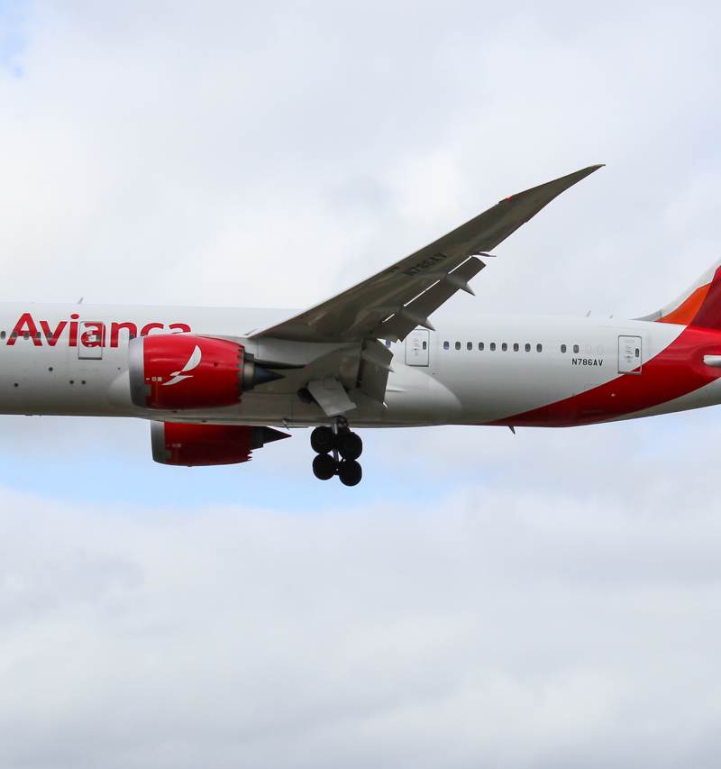 N786AV - Boeing