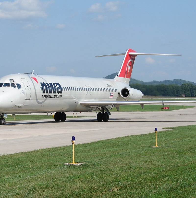 N786NC - Douglas