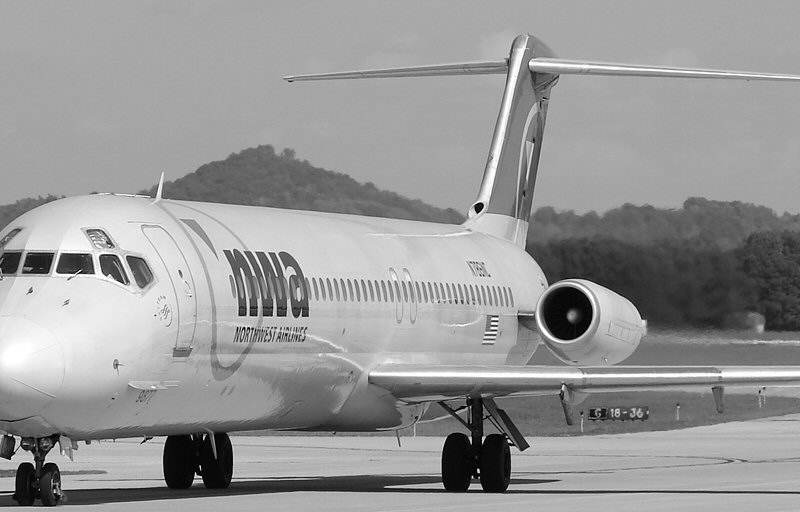 N786NC - Aircraft
