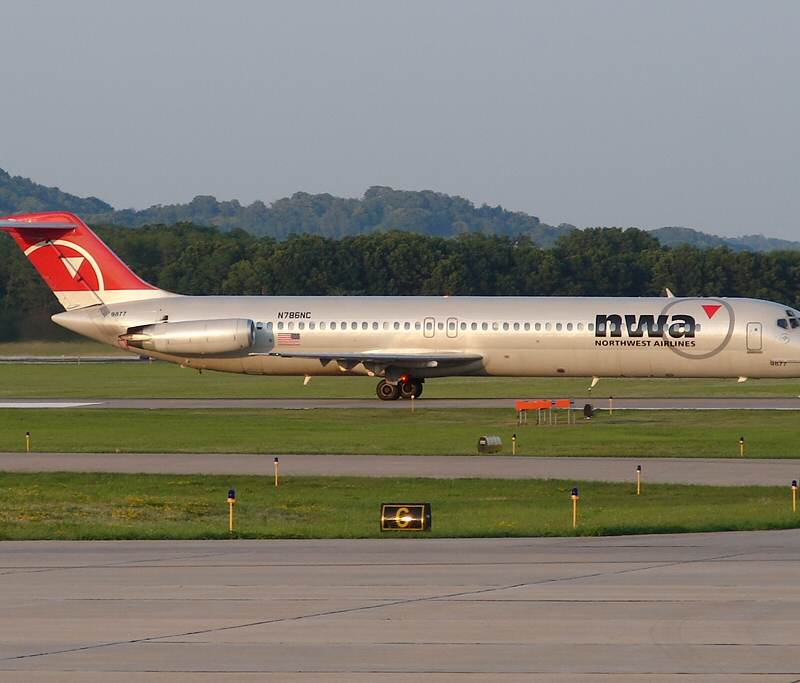 N786NC - Douglas