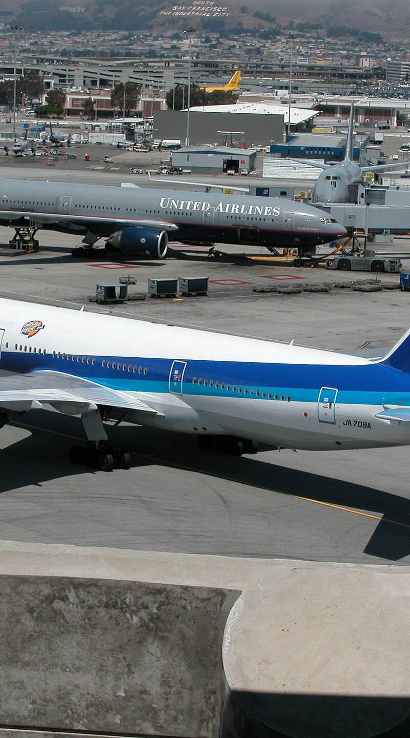N786UA - Boeing