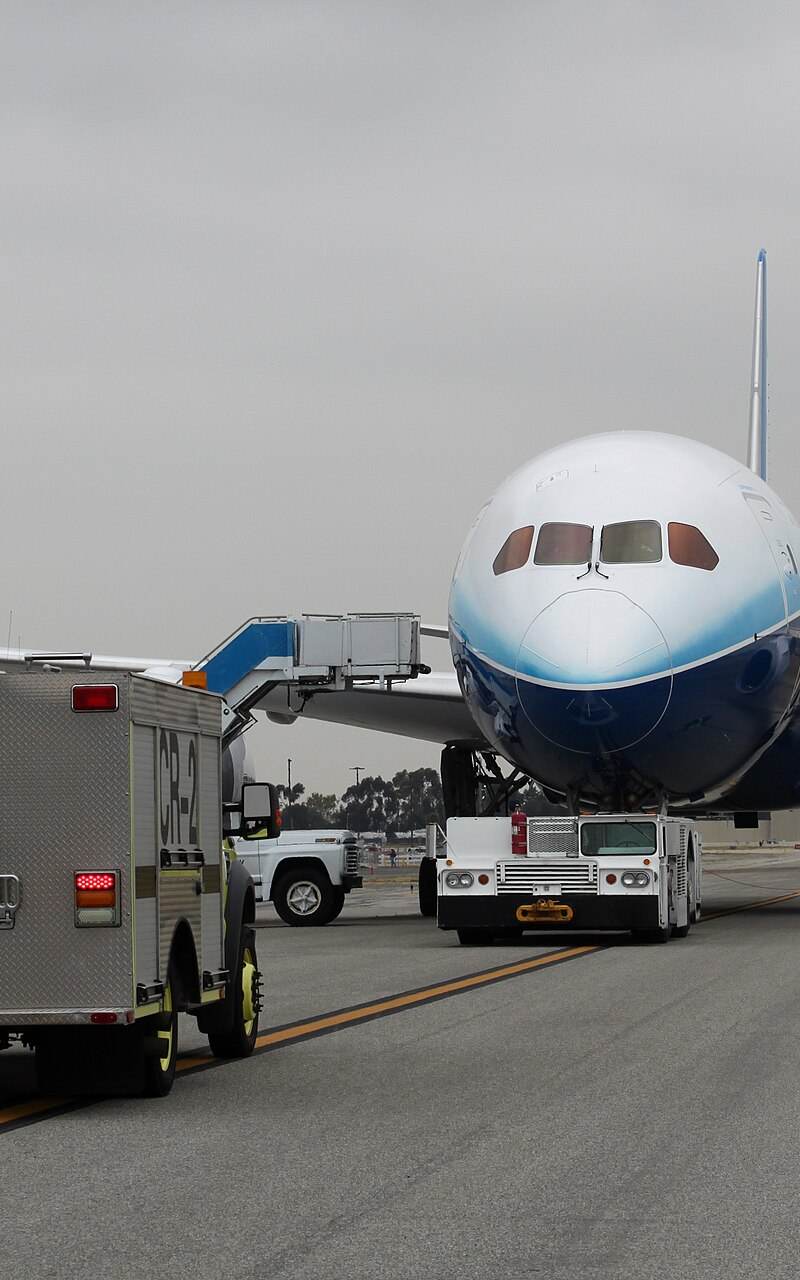 N787BX - Twin-engine aircraft