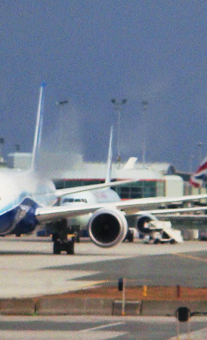 N787BX - Twin-engine aircraft