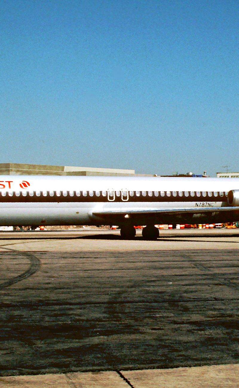 N787NC - Douglas