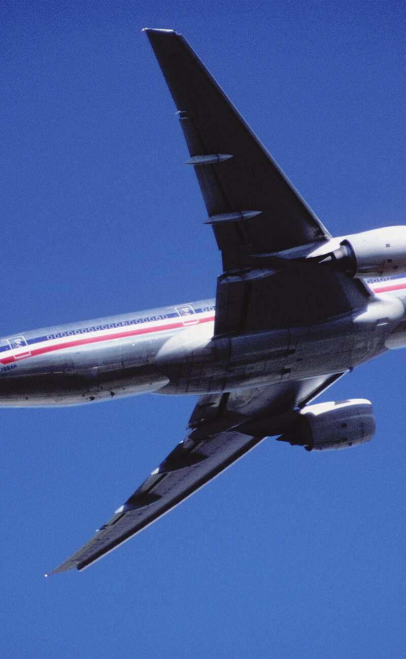 N788AN - Twin-engine aircraft