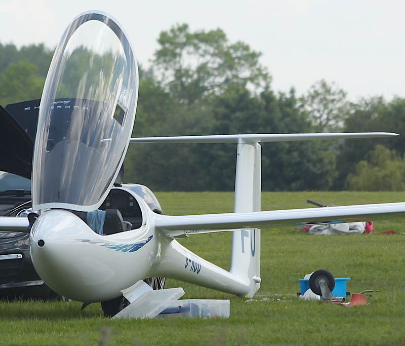 G-IIOO - Glider