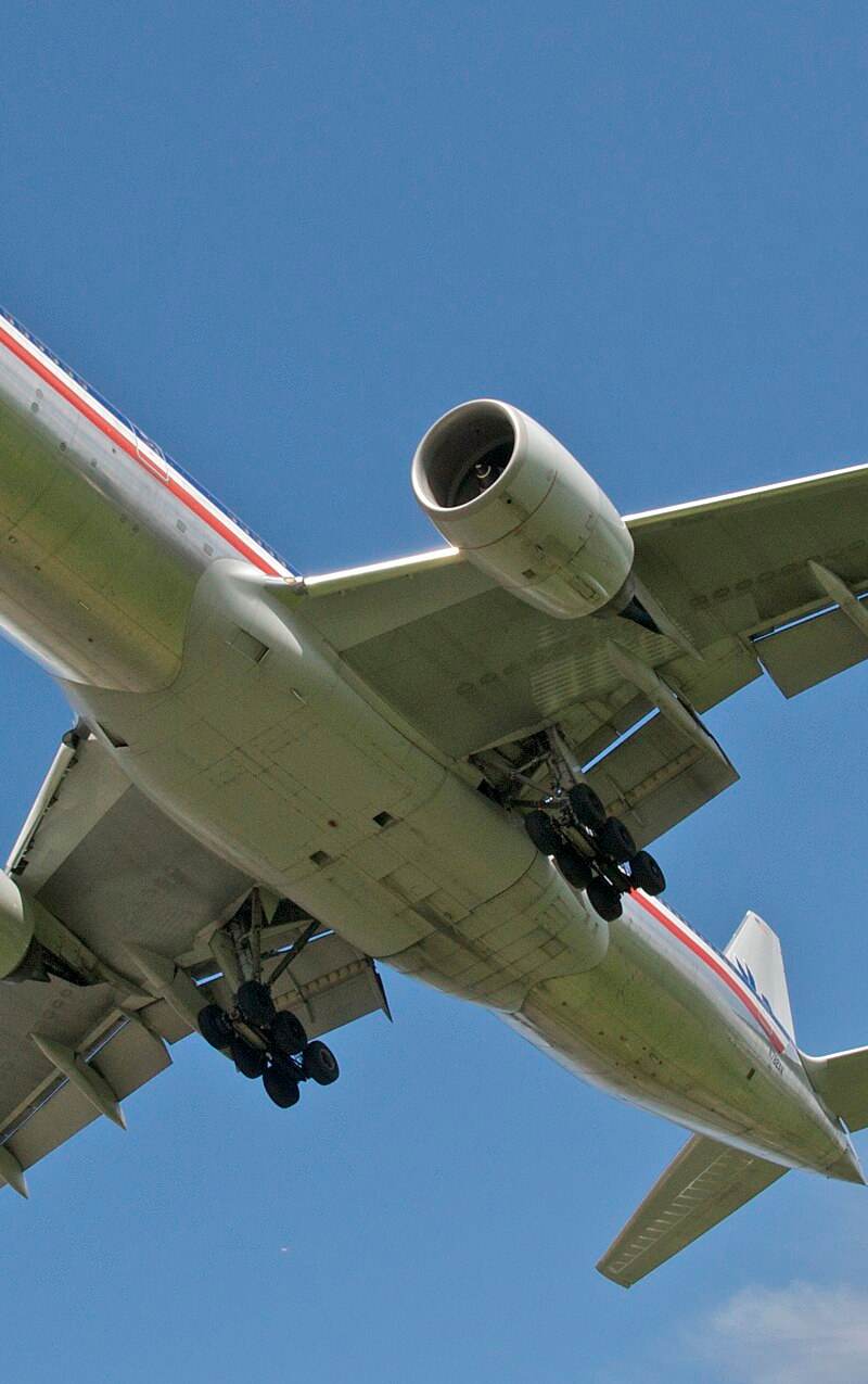N788AN - Twin-engine aircraft